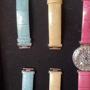 Victoria Wieck | Accessories | Victoria Wieck Beverly Hills  display picture 1